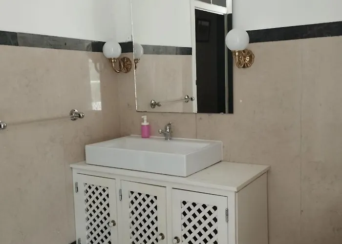 Tapada Nacional De *